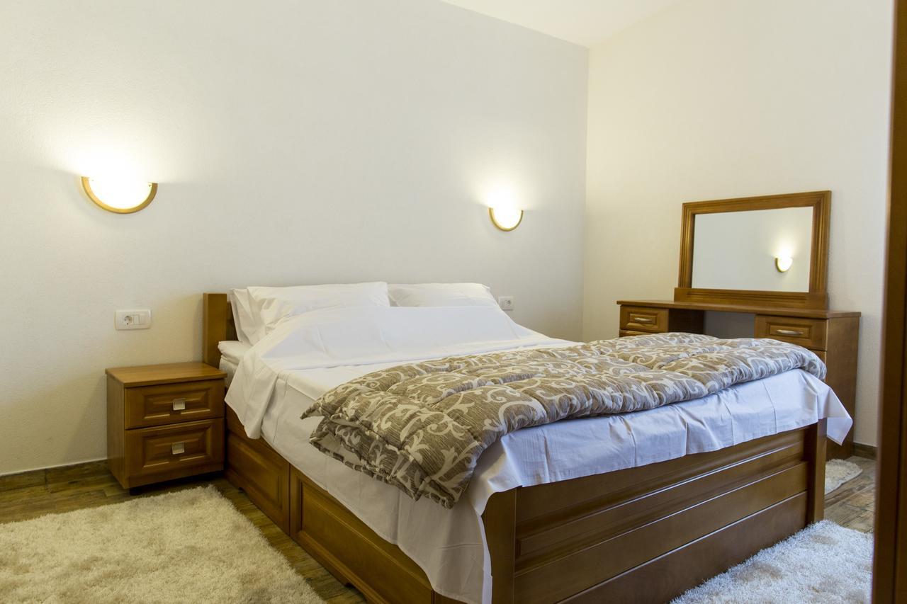 Lux Fabris * Kotor