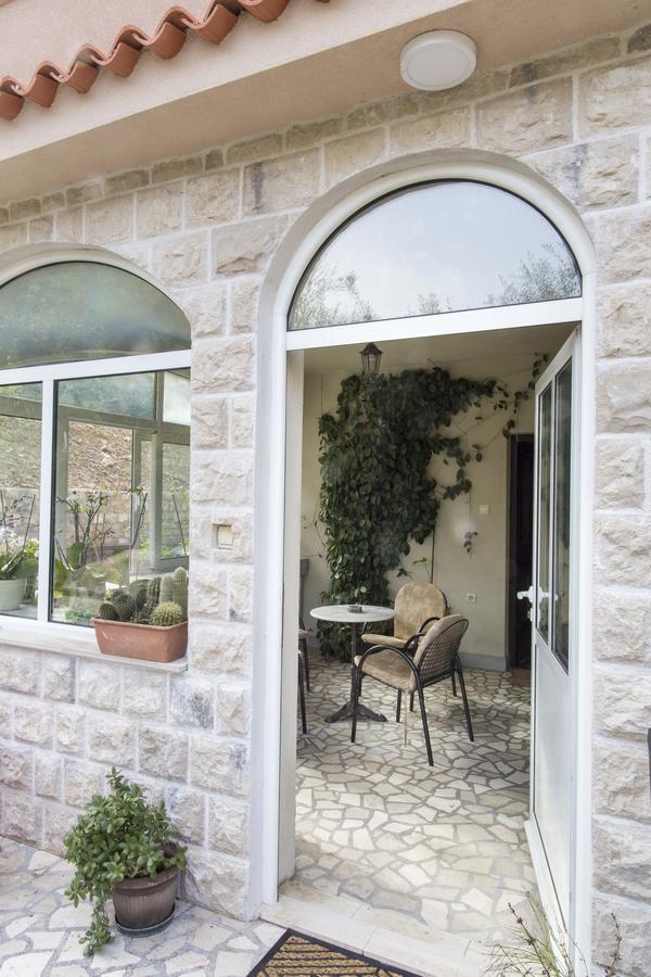Lux Fabris *