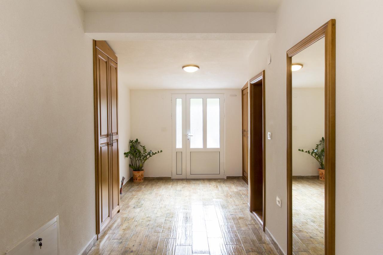 Lux Fabris Kotor